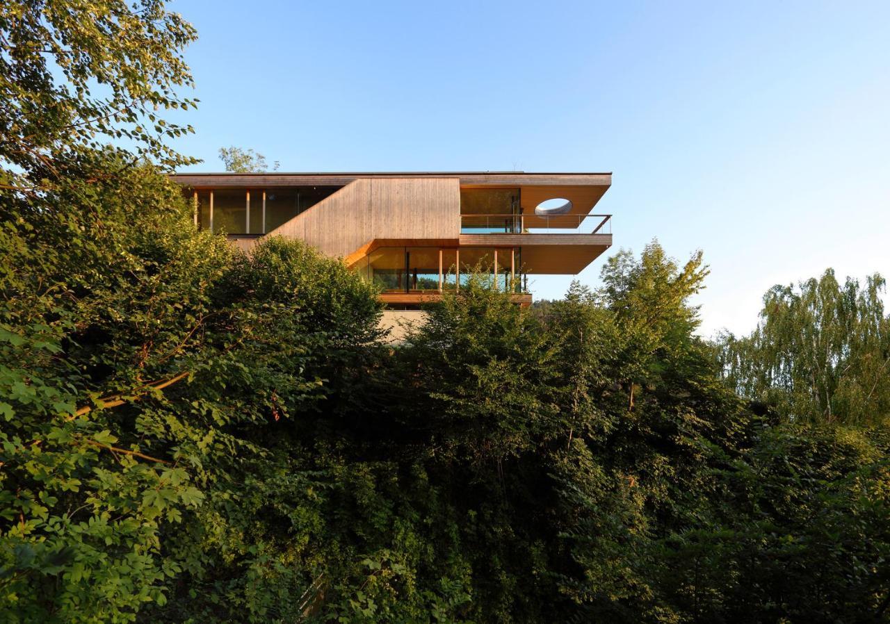 ブレゲンツHaus Am Felsen, Ferien In Vorarlberger Architekturアパートメント エクステリア 写真